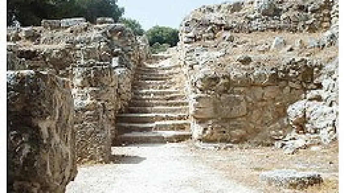Ruiny pałacu w Fajstos / 
