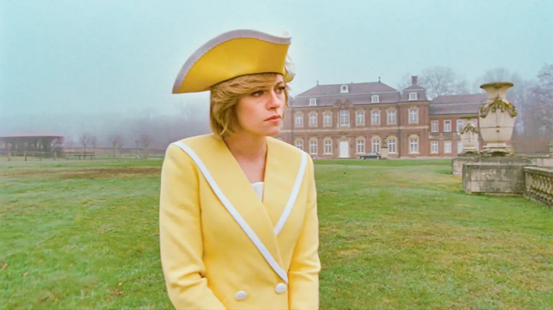 Kristen Stewart jako księżna Diana w filmie „Spencer” w reżyserii Pabla Larraína / CLAIRE MATHON / FORUM FILM POLAND