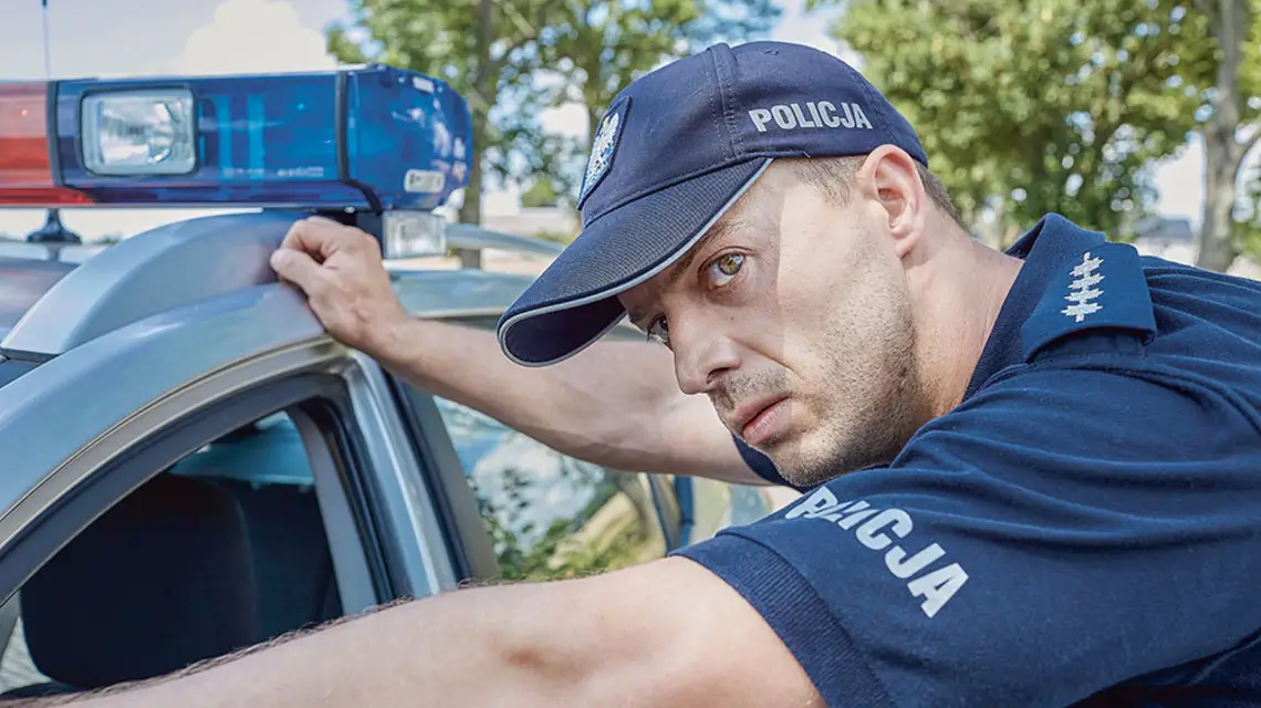 Marek Braun jako aspirant Sławek Makowski w filmie „Supernova” / CELESTYNA KRÓL / STUDIO MUNKA SFP / MATERIAŁY PRASOWE