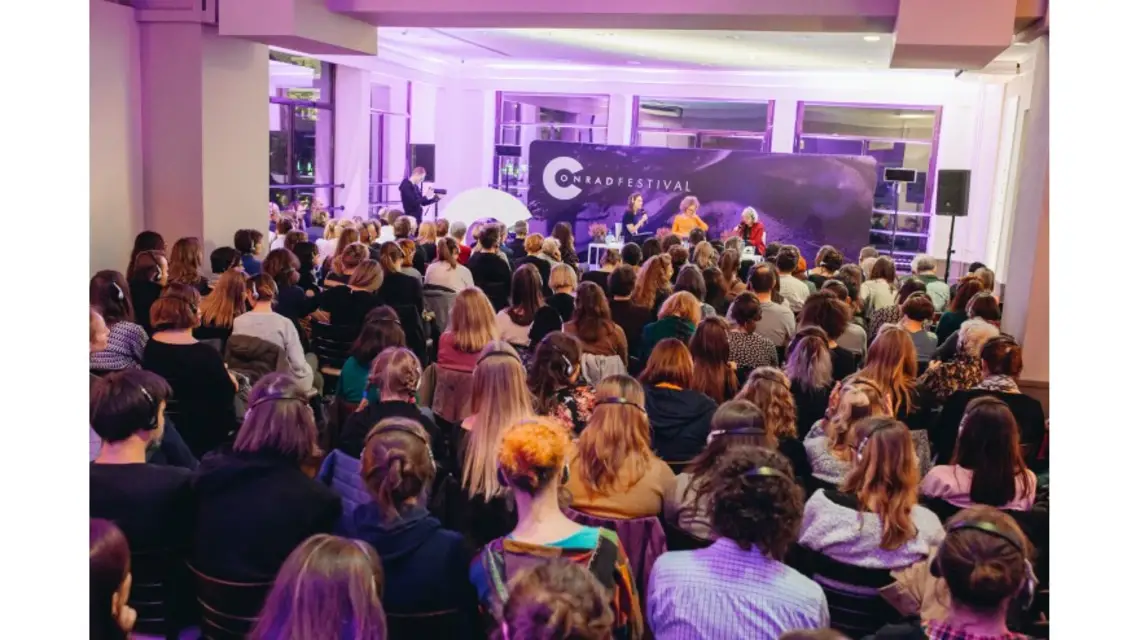 Conrad Festival 2017, „W imię miłości, w imię wolności” – spotkanie z Agnetą Pleijel. Kraków, 25.10.2017 r. / Fot. Hasenien Dousery, Black Shadow studio