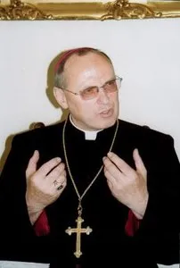 Biskup Wiesław Mering / 