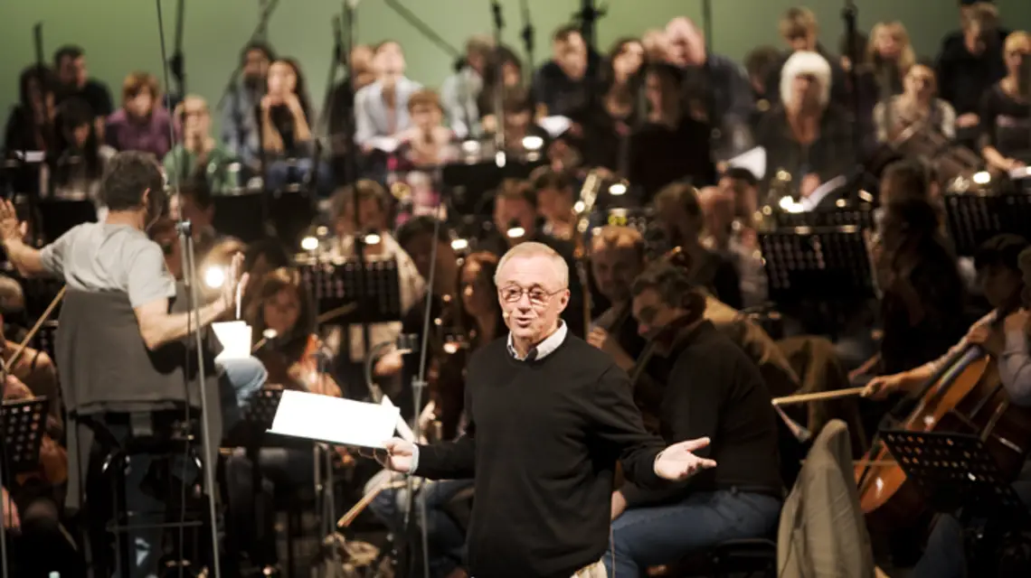 David Grossman na scenie Opery Krakowskiej, 2 listopada 2011 r. / fot. Grażyna Makara / 