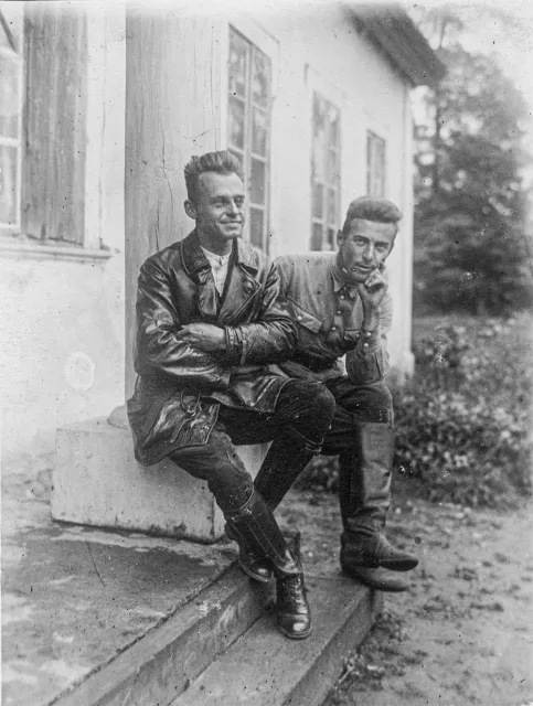 Pilecki ze znajomym Aleksandrem Żeligowskim. Lida, 1930 r. / ZDJĘCIE ZE ZBIORÓW RODZINY PILECKICH / AIPN