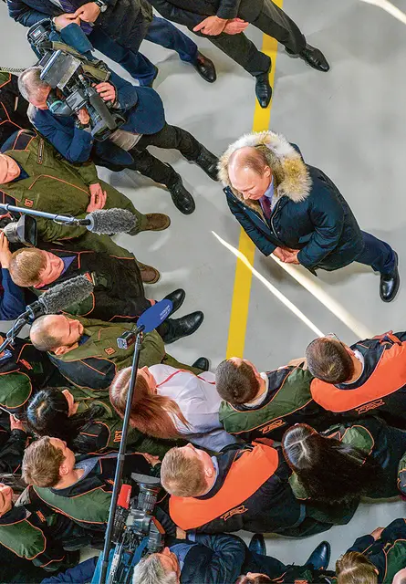 Władimir Putin z wizytą w Uralwagonzawod, Swierdłowsk, 6 marca 2018 r. / ALEXEI DRUZHININ / TASS / FORUM