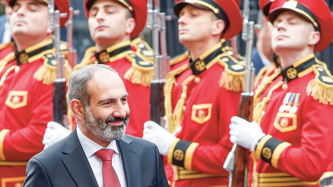 Premier Armenii Nikol Paszinian w Tbilisi, 30 maja 2018 r. / DAVID MDZINARISHVILI / REUTERS / FORUM