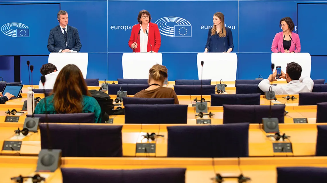 Konferencja prasowa komisji śledczej do sprawy wykorzystania oprogramowania szpiegowskiego Pegasus. Bruksela, 19 kwietnia 2022 r. /  / ALAIN ROLLAND / EUROPEAN PARLIAMENT