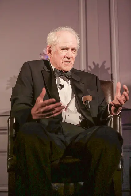 Charles Taylor po odebraniu prestiżowej Nagrody Berggruena. Biblioteka Publiczna w Nowym Jorku, 2016. / Jason Carter Rinaldi / Getty Images for Berggruen Institute