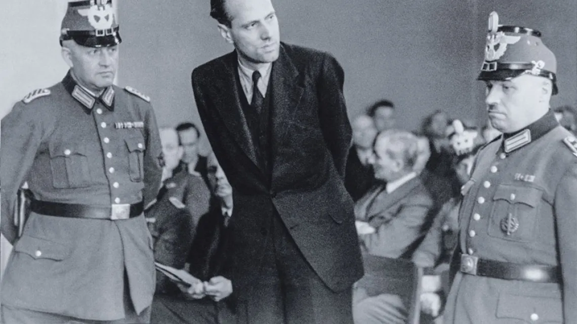 Założyciel organizacji Helmuth James von Moltke podczas procesu, 1944 r. / LIBRARY OF CONGRESS / EAST NEWS