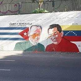 3 grudnia 2006 r. w wyborach prezydenckich Hugo Chavez zapewnił sobie drugą kadencję. Na zdjęciu mural wyborczy w stolicy Wenezueli - Carracas /fot. Ł. Tomczyk / 
