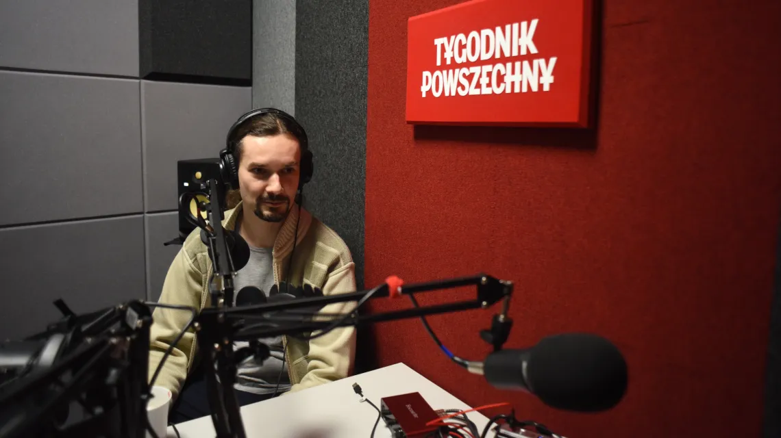 Radek Rak w studiu Podkastu Powszechnego, luty 2022 r. / fot. Jacek Taran dla TP