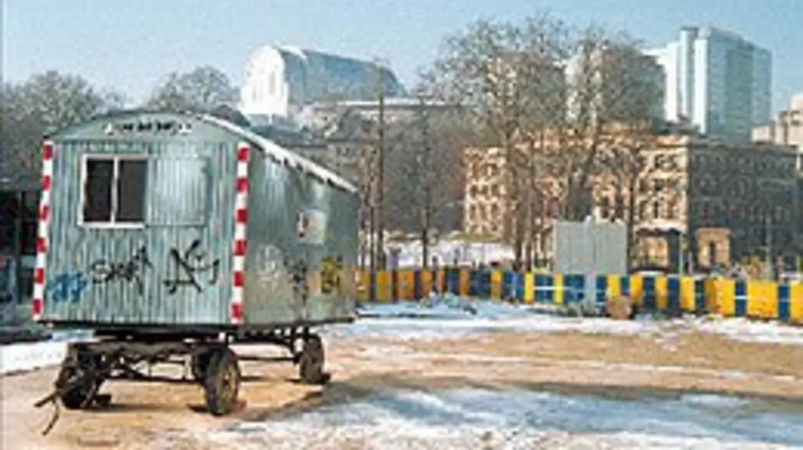 Przed Parlamentem Europejskim w Brukseli /fot. KNA-Bild / 