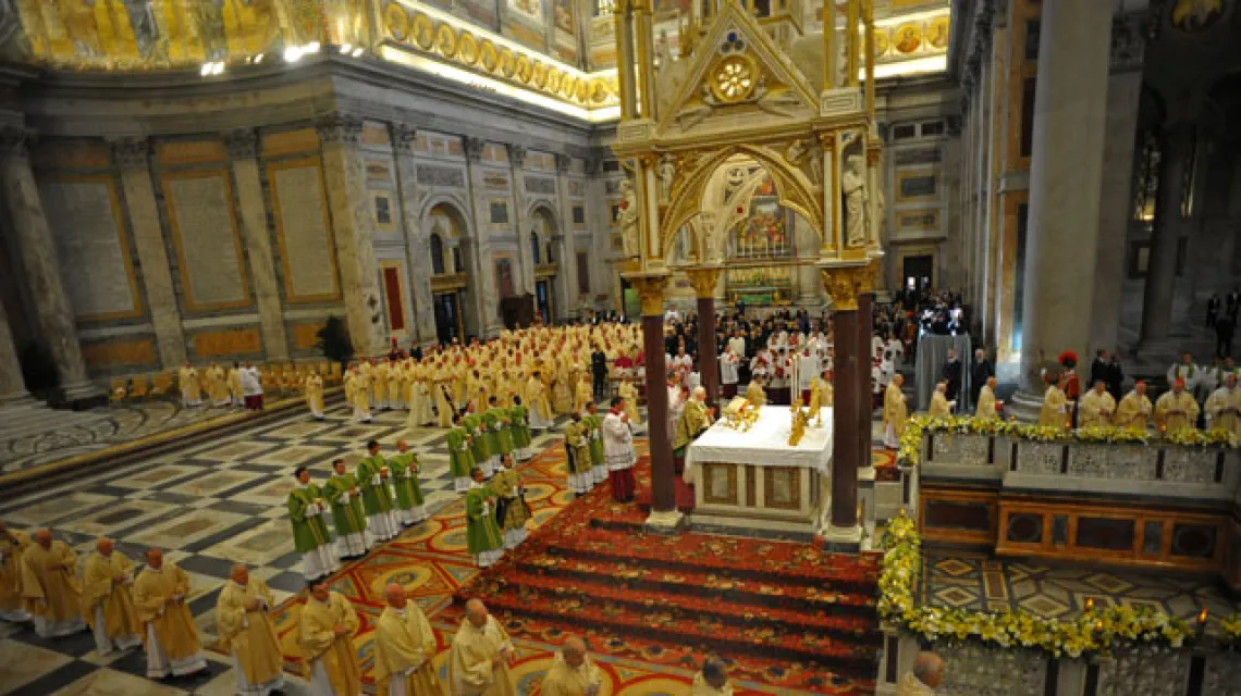Synod biskupów, Msza św. w Bazylice św. Pawła za Murami, 5 października 2008 /fot. KNA-Bild / 