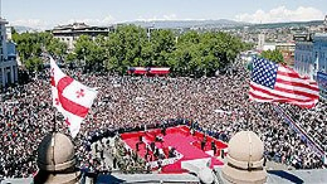 Wizyta prezydenta Busha na Placu Wolności w Tbilisi, maj 2005 r. / 