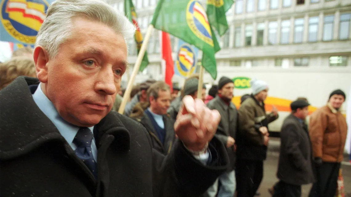 Andrzej Lepper podczas protestu rolników, Warszawa, marzec 20013 r. / /  FOT. ADAM TUCHLINSKI/REPORTER