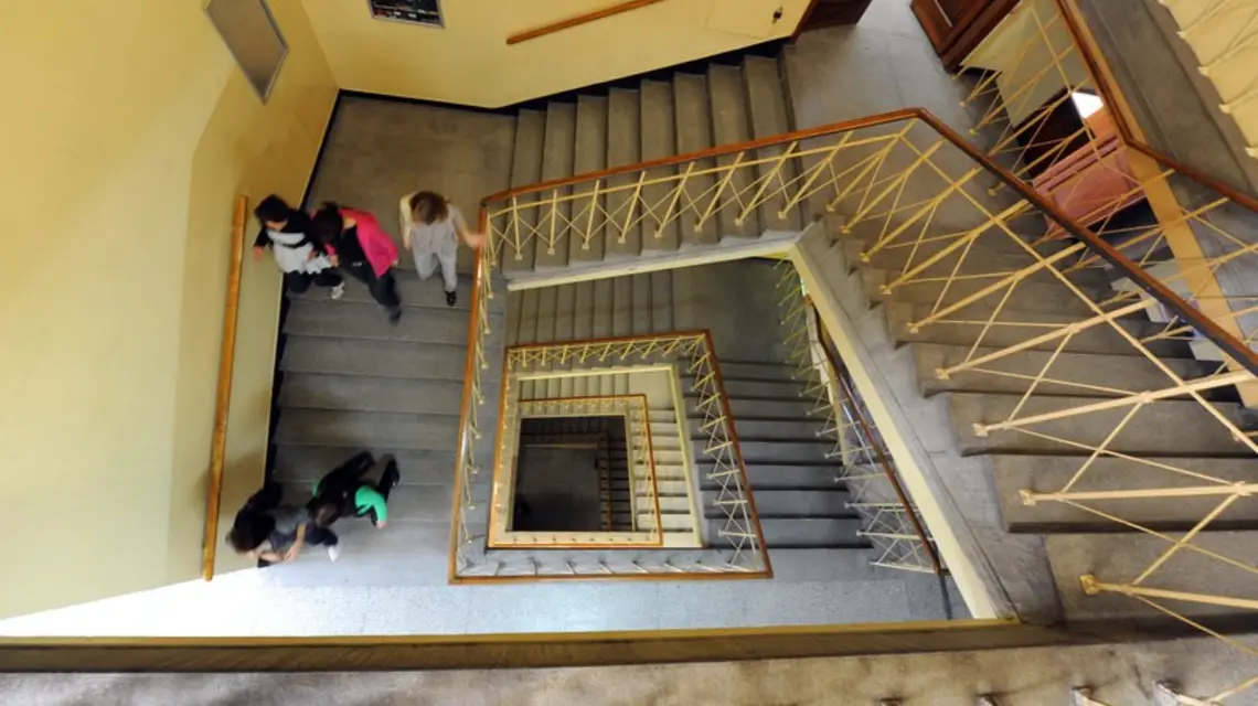 Korytarz szkolny. Fot: LECH GAWUC/REPORTER / 