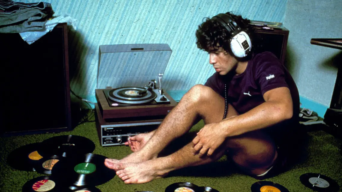 Diego Maradona w czasach gry w Boca Juniors, sezon 1981/82 / Fot. Imago Sport and News / East News / 