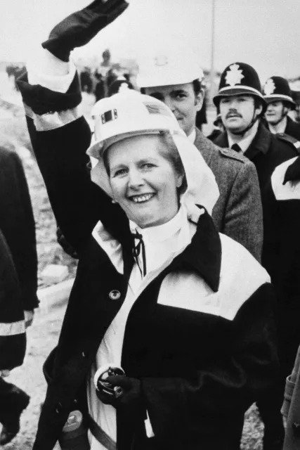 Margaret Thatcher wizytuje kopalnię węgla w Wistow, marzec 1980 r. / Fot. AP PHOTO / PRESS ASSOCIATION / EAST NEWS