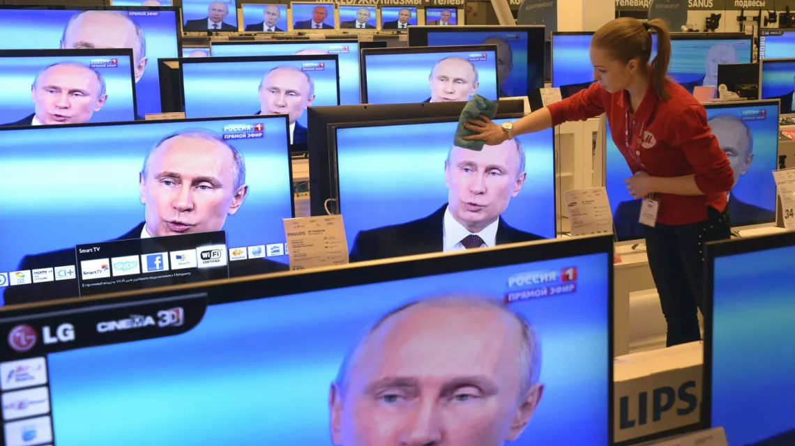Sklep elektroniczny w Moskwie podczas dorocznego przemówienia Władimira Putina, 2014 r. / fot. AFP/EAST NEWS / 