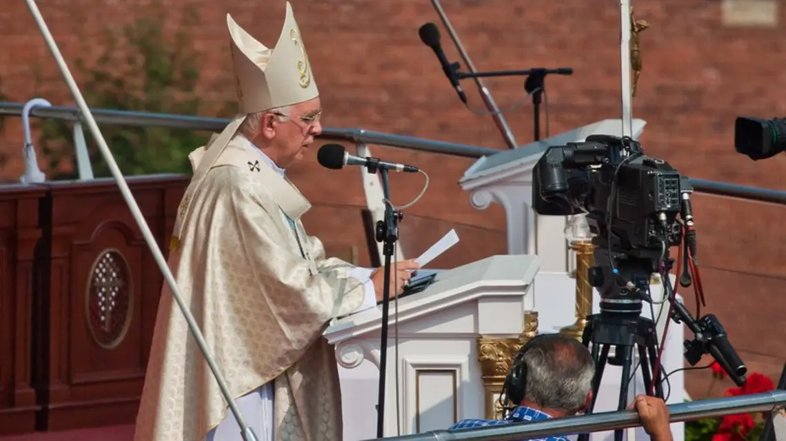 bp Wacław Depo podczas sumy pontyfikalnej odprawionej w Uroczystość Wniebowzięcia Najświętszej Maryi Panny, Częstochowa, 15 sierpnia 2015 r. / / Fot. Jaroslaw Respondek/REPORTER