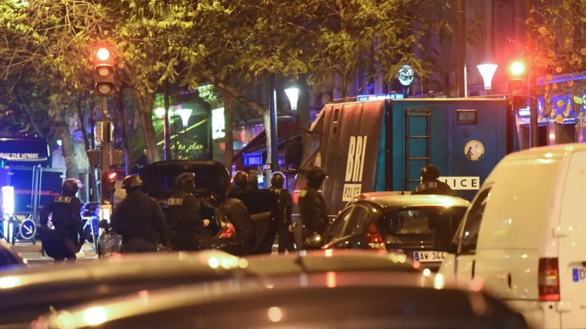 Zamachy terrorystyczne w Paryżu, 13/14 listopada 2015 r. / fot. Polaris / East News / 