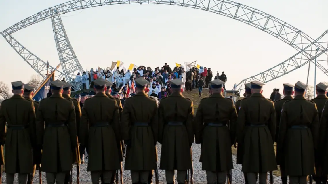  Ceremonia pogrzebowa Ojca Jana Góry. Pola Lednickie, 30.12.2015 r. / / Fot. Jakub Walczak/REPORTER/EASTNEWS