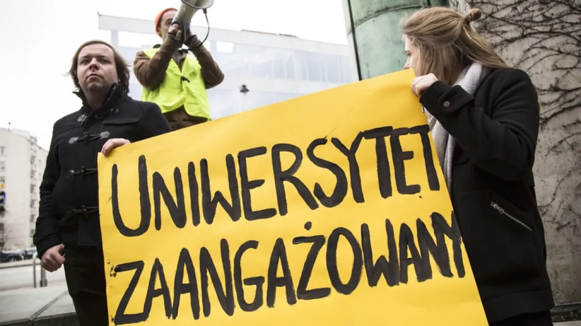 Ubiegłoroczny protest studentów Uniwestytetu Warszawski. Fot: Maciej Łuczniewski/REPORTERego.  / 