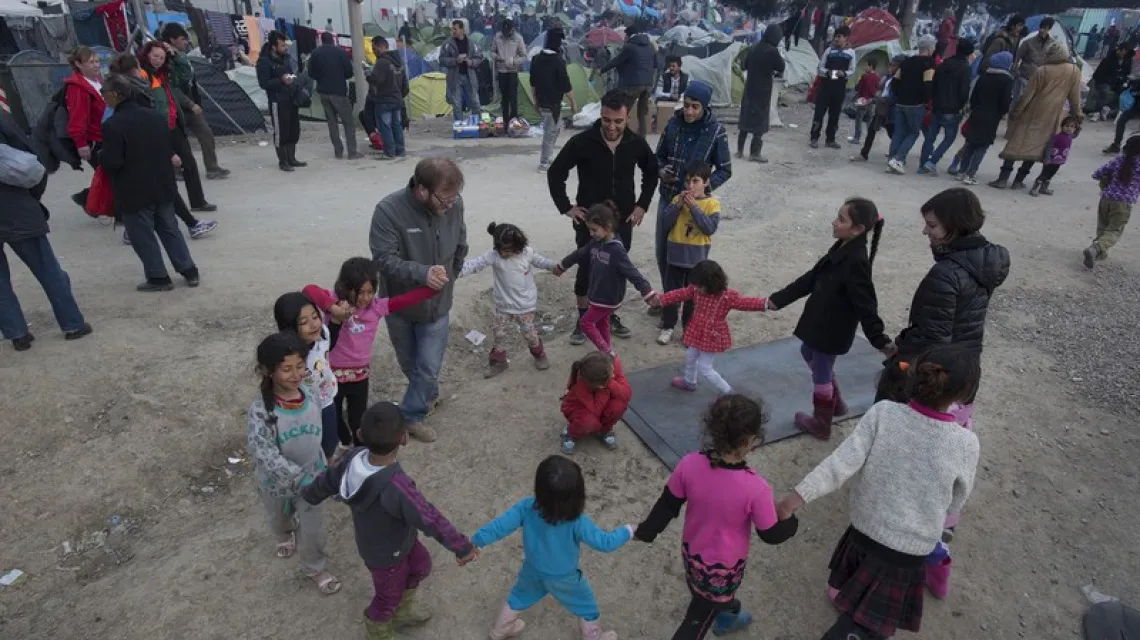 Tymczasowy obóz dla uchodźców na granicy grecko-macedońskiej. Fot: Marek M Berezowski/REPORTER / 