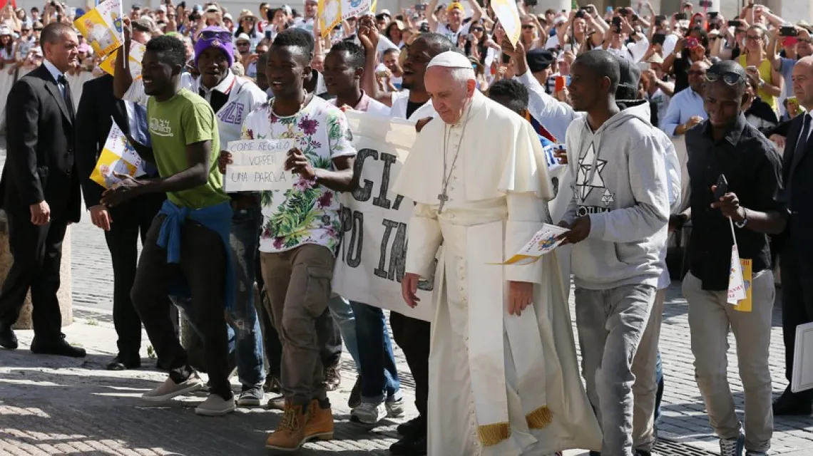Papież Franciszek i uchodźcy, Watykan, 22 czerwca 2016 r. /  / fot. East News