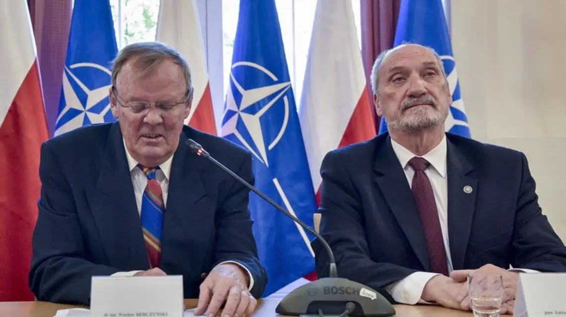 Wacław Berczyński i Antoni Macierewicz. Fot: Jacek Domiński/REPORTER / 