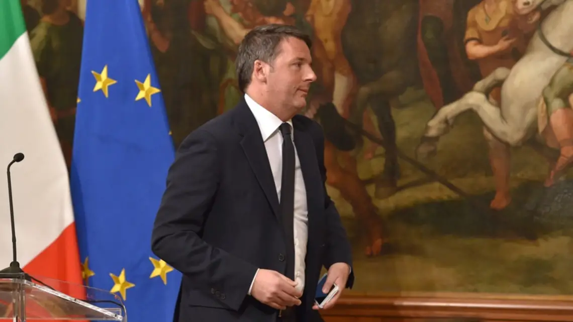 Matteo Renzi po konferencji prasowej, 04.12.2016 r. / / Fot. Andreas SOLARO/AFP/EAST NEWS