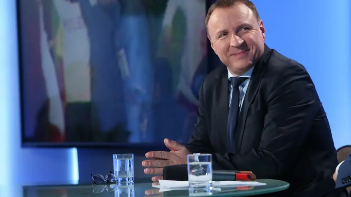 Jacek Kurski ogłasza, że wszystkie mecze mundiali w Rosji i Katarze będzie można obejrzeć w TVP, październik 2017 r. / Fot. Tomasz Radzik / SE / East News / 