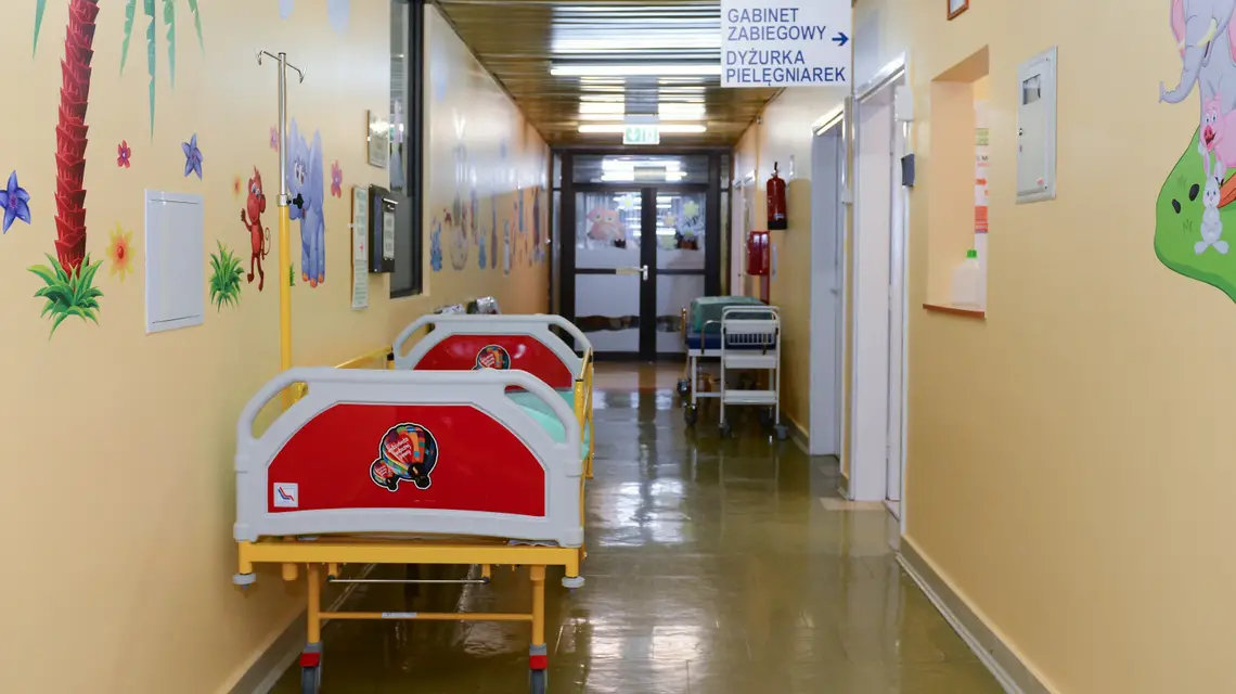 Oddział pediatrii i chirurgii dzieci w szpitalu w Bełchatowie, grudzień 2017 r. / / FOT. Adam STASKIEWICZ/East News