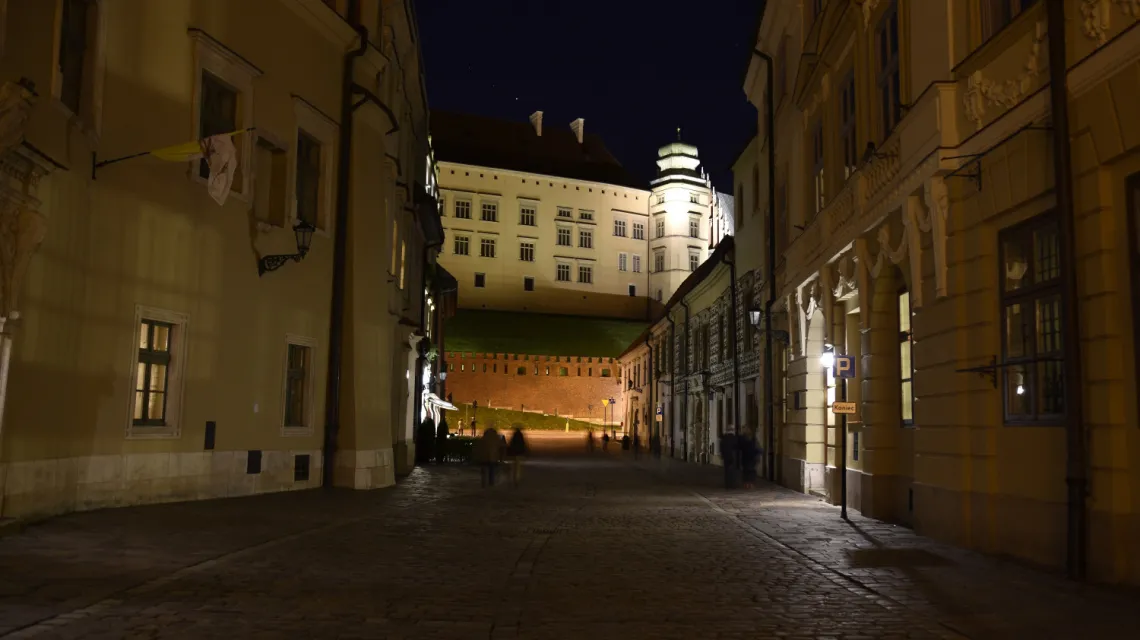 Ulica Kanonicza w Krakowie / FOT. ALBIN MARCINIAK / EAST NEWS  / 