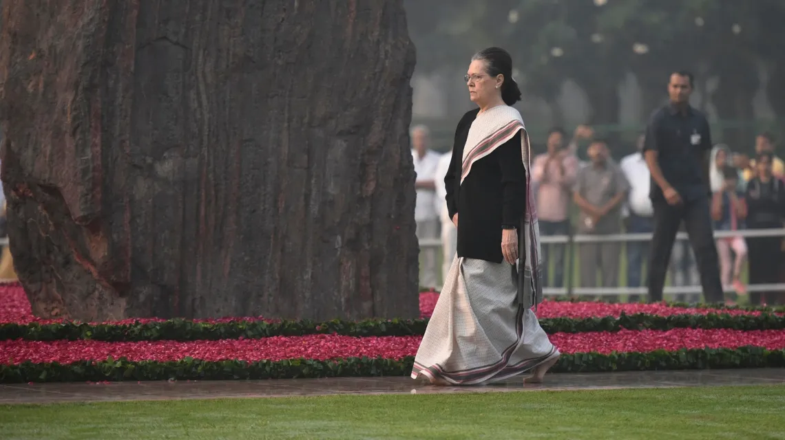 Sonia Gandhi oddaje hołd byłej premier Indirze Gandhi w 34. rocznicę śmierci, New Delhi, 31 października 2018 r. / /  Fot. Raj K Raj/Hindustan Times/REX/Shutterstock / East News