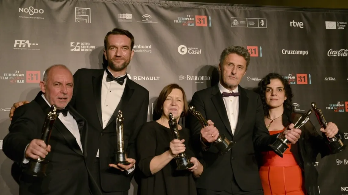 Zespół „Zimnej wojny" po odebraniu pięciu statuetek Europejskich Nagród Filmowych, Teatr Maestranza w Sewilli, 15 grudnia 2018 r. / FOT. Laura LeГіn / AP/Associated Press/East News / 