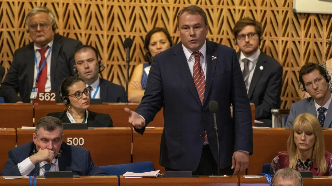 Szef rosyjskiej delegacji Piotr Tołstoj przemawia do Zgromadzenia Parlamentarnego Rady Europy, Strasburg, 26 czerwca 2019 r. / / Fot. Dominique Boutin / Sputnik / EASTNEWS