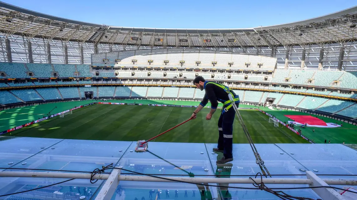 Przygotowania do finału Ligi Europy na stadionie w Baku, 27 maja 2019 r. / Fot. Yuri Kadobnov / AFP / East News / 