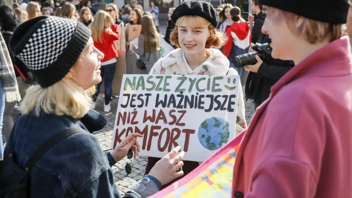 Młodzieżowy Strajk Klimatyczny - Protest Tysięcy Miast, Leszno, 20 września 2019 r. / / Fot. Witold Spisz/REPORTER