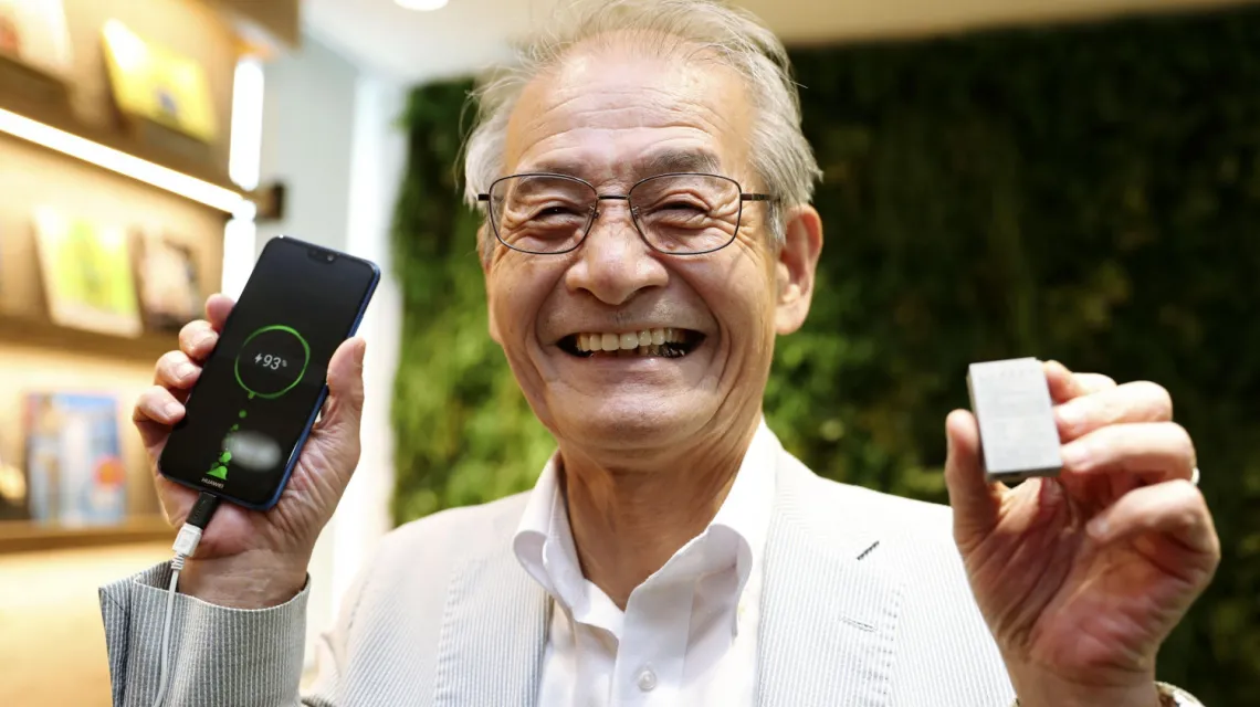 Akira Yoshino, jeden z wynalazców baterii litowo-jonowych, nagrodzony Noblem z chemii 2019 /  / fot. KYDPL KYODO / Associated Press / East News
