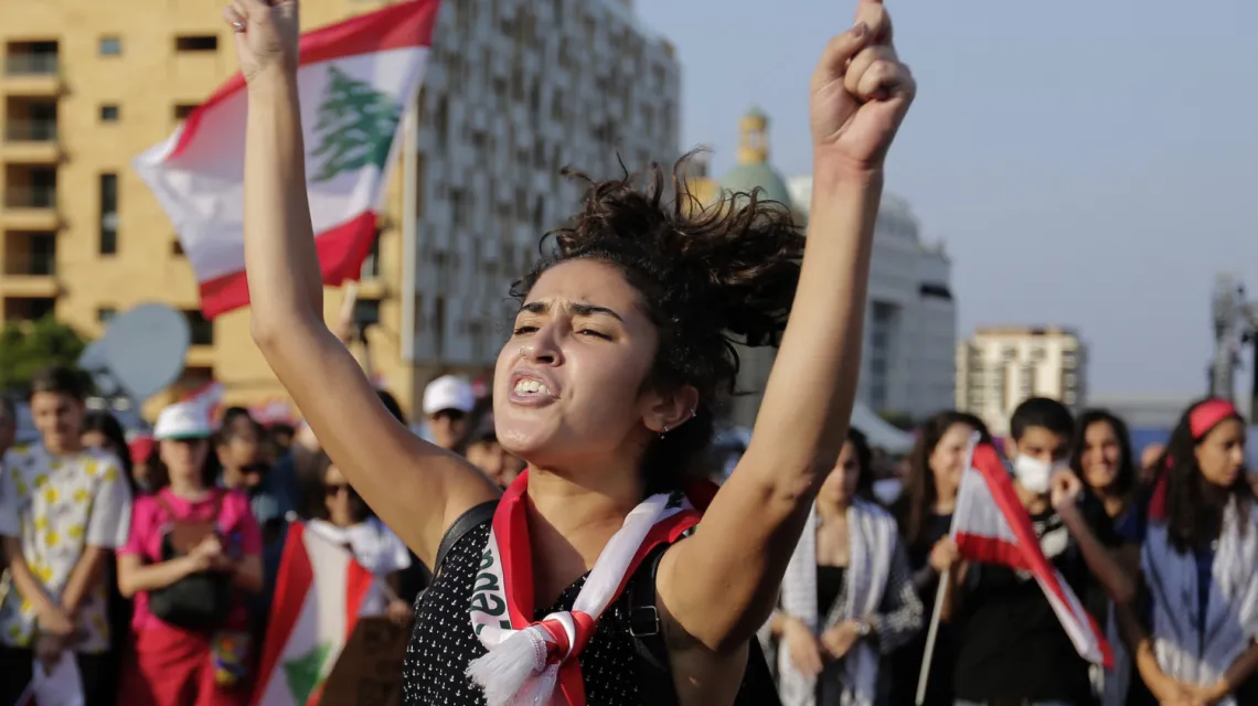 Antyrządowe protesty w Bejrucie (Liban), 22 października 2019 r. / Fot. Hassan Ammar / AP Photo / East News / 
