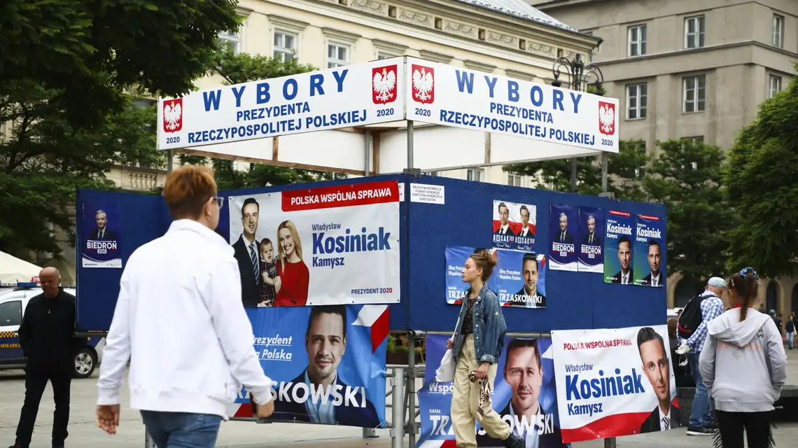 Rynek Główny w Krakowie przed wyborami prezydenckimi. czerwiec 2020 r./ Fot. Beata Zawrzel/REPORTER / 