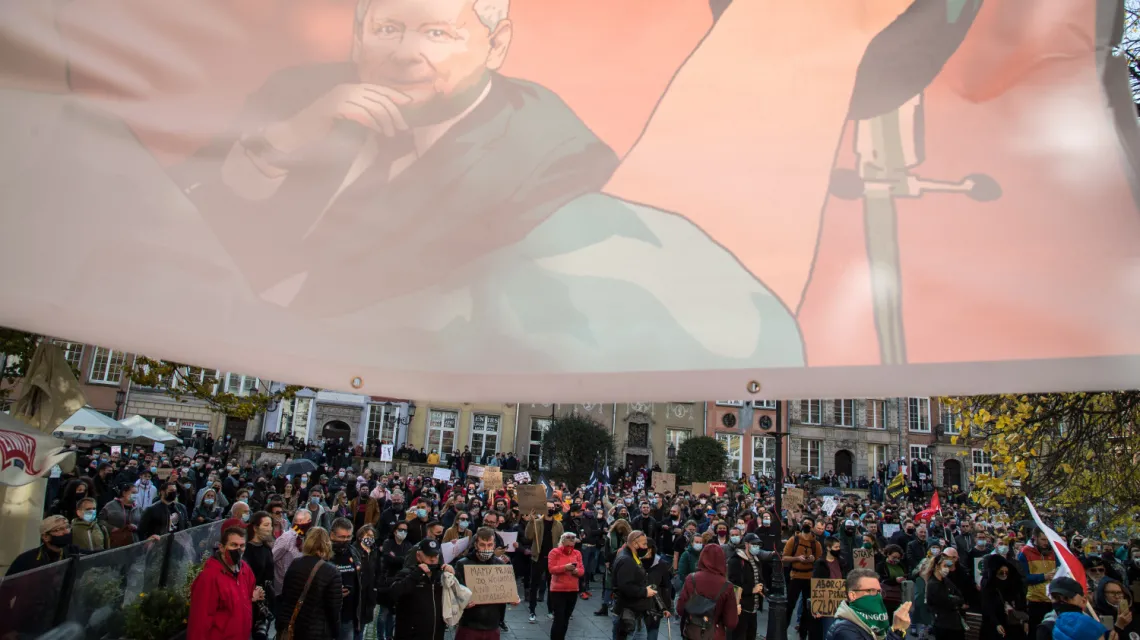 Czwarty dzień protestów po wyroku TK w sprawie aborcji, Gdańsk 25 października 2020 r. Fot. Wojciech Strozyk/REPORTER / 