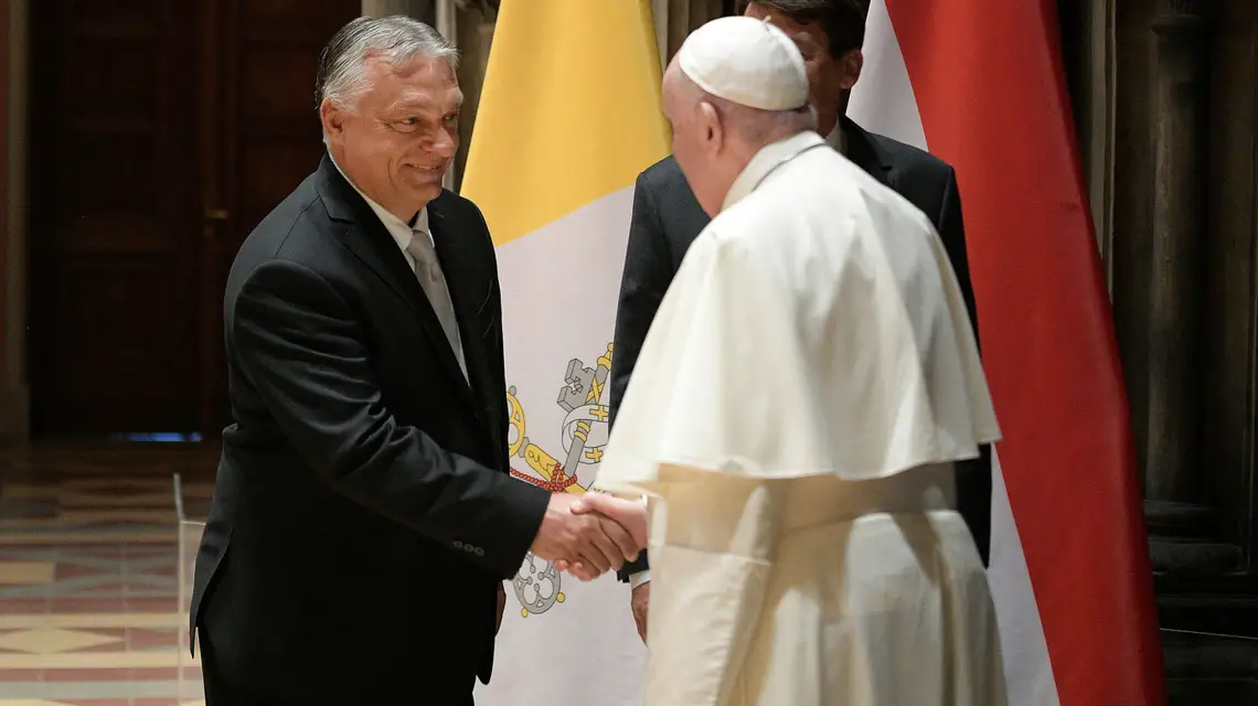 Spotkanie Franciszka z premierem Viktorem Orbanem. Budapeszt, 12 września 2021 r. / ABACA/Abaca/East News / 