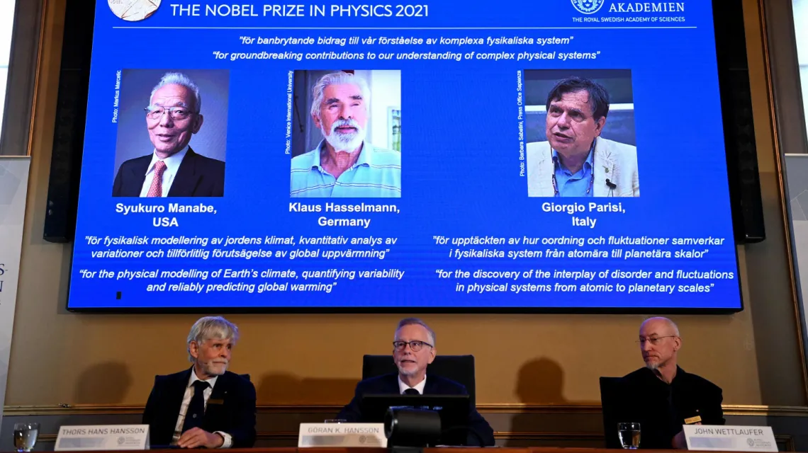 Ogłodzenie laureatów Nagrody Nobla z fizyki, Sztokholm 5 października 2021 r. Fot. JONATHAN NACKSTRAND/AFP/East News / 