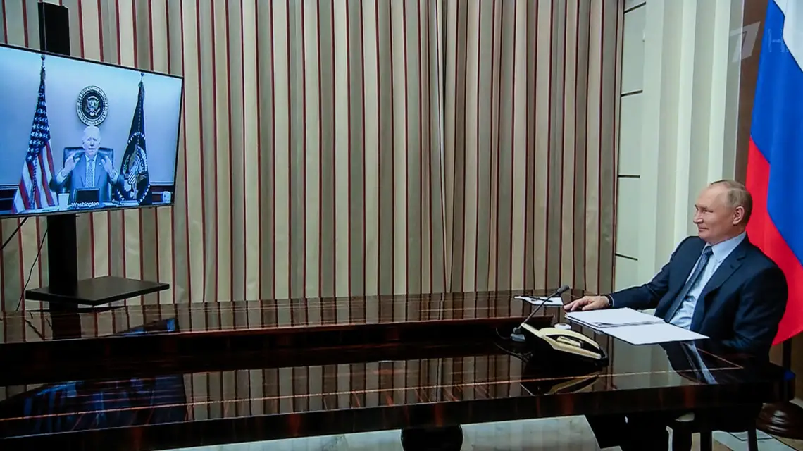 Wideokonferencja Władimira Putina i Joego Bidena / fot. Sergey Guneev/SPUTNIK Russia/East News / 