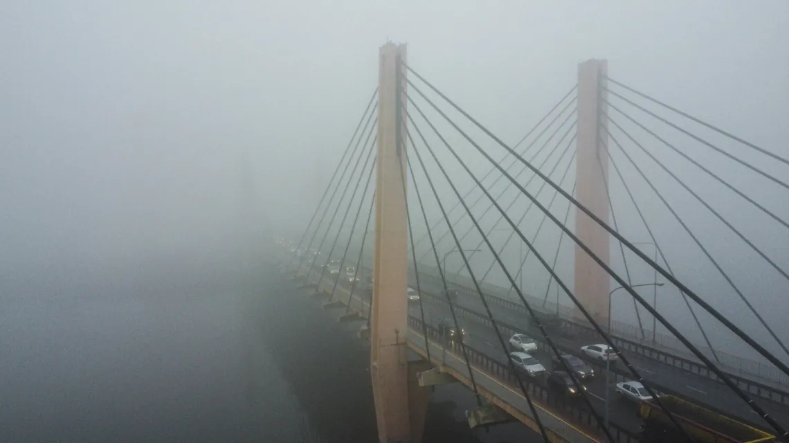 Krytyczna jakość powietrza we Wrocławiu, 13 grudnia 2021 / fot. Krzysztof Kaniewski/REPORTER / 