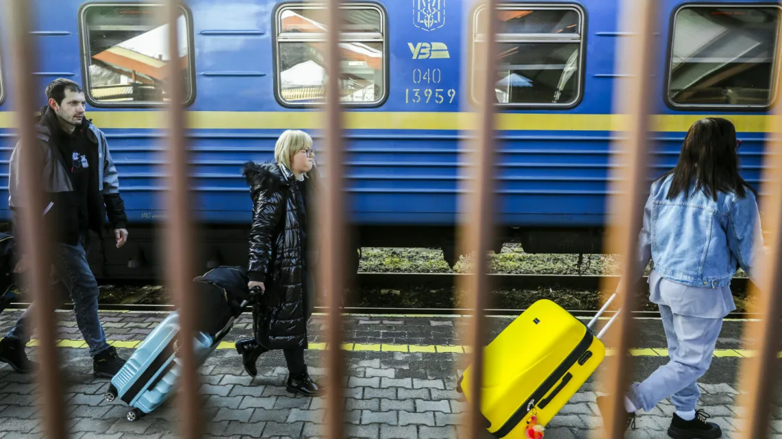 Obywatele Ukrainy przyjechali do Przemyśla, 24 lutego 2022 r. / FOT. Beata Zawrzel/REPORTER / 