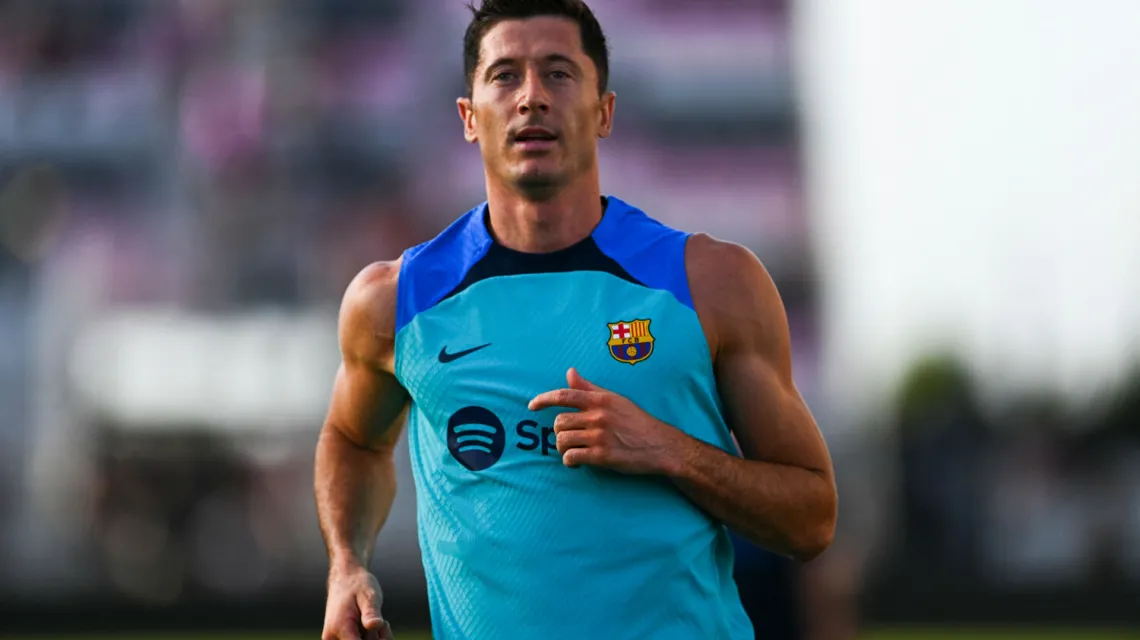 Robert Lewandowski na treningu Barcelony w Fort Lauerdale (USA), 19 lipca 2022 r. / FOT. CHANDAN KHANNA /  AFP / EAST NEWS  / 