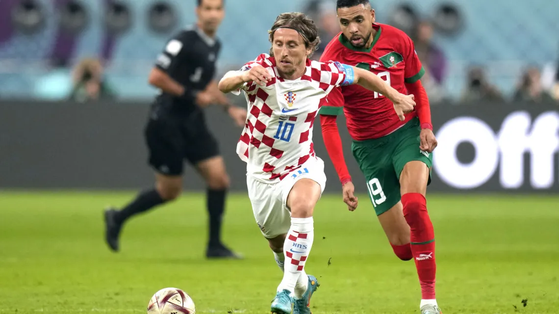 Luka Modrić w meczu Chorwacja-Maroko, Doha (Katar), 17 grudnia 2022 r. / Fot. Andre Penner / Associated Press / East News / 