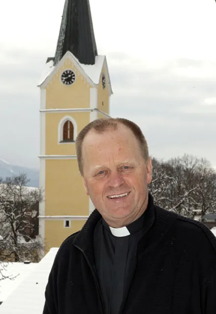Ks. Gerhard Maria Wagner - kontrowersyjny duchowny, niedoszły biskup pomocniczy Linzu /fot. KNA-Bild / 